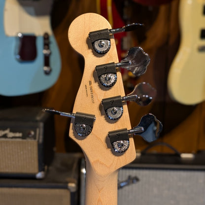 Fender American Deluxe Jazz Bass