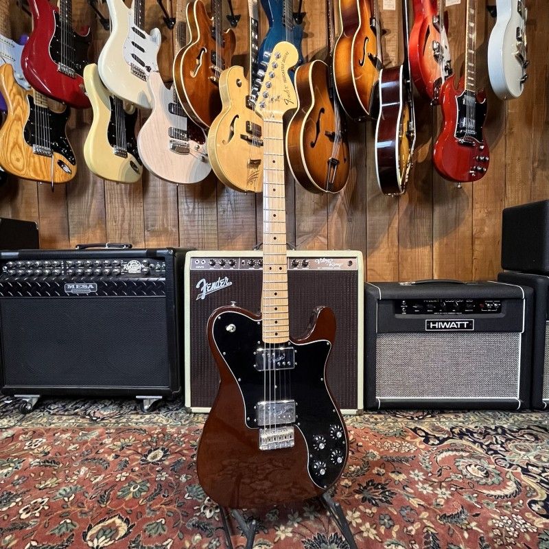 FENDER CLASSIC SERIES '72 TELECASTER DELUXE
