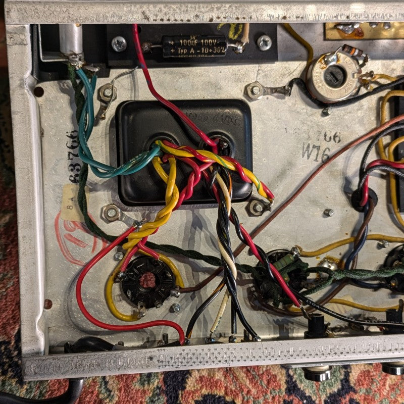 Fender Deluxe Reverb 2-Channel 22-Watt 1x12" Guitar Combo 1966 - Black Panel