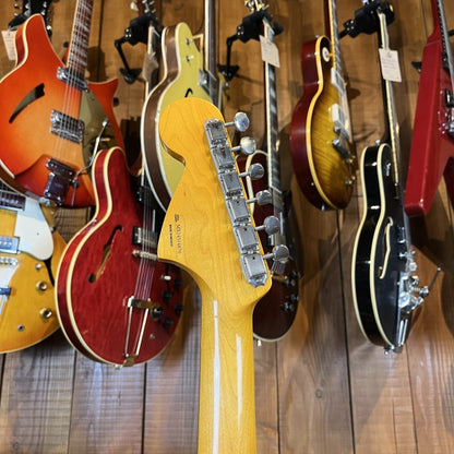 Fender Jaguar 2015 - Fiesta Red