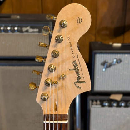 FENDER PARTCASTER STRATOCASTER PURPLE BETTIE