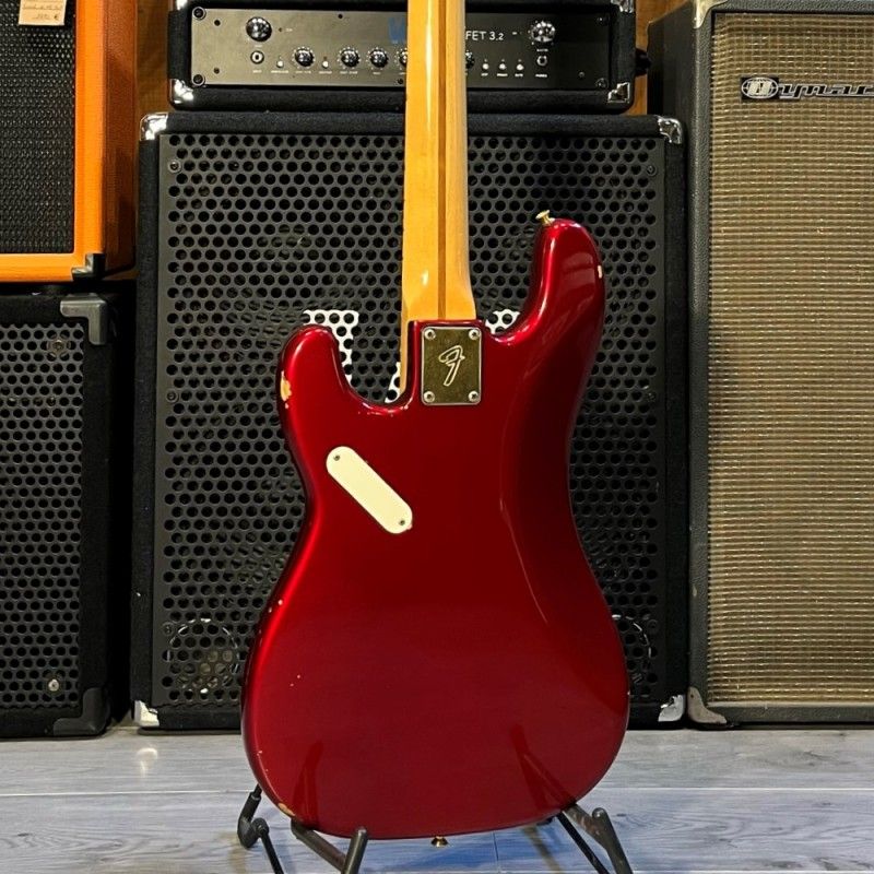 FENDER PRECISION SPECIAL CANDY APPLE RED (1982)