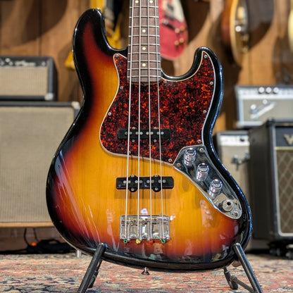Fender Standard Jazz Bass