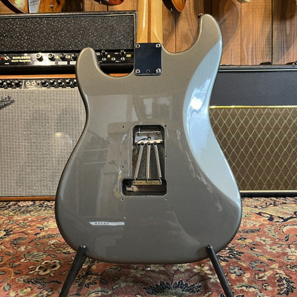 Fender STRATOCASTER DELUXE 2002 PEWTER