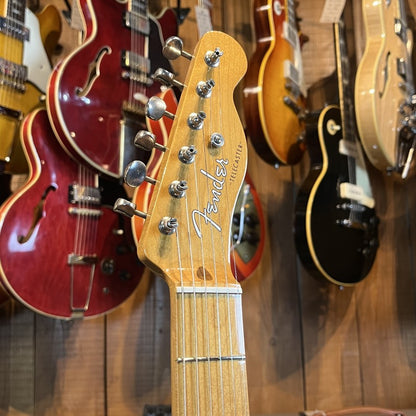 Fender Vintera '50s Telecaster Fiesta Red