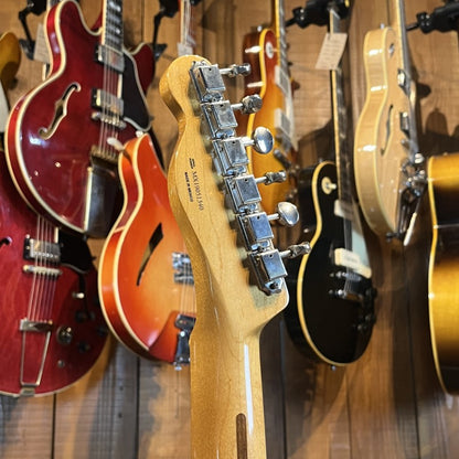 Fender Vintera '50s Telecaster Fiesta Red