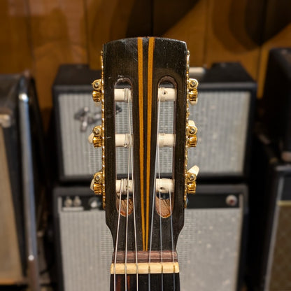 Francesco Olivieri CLASSICAL GUITAR