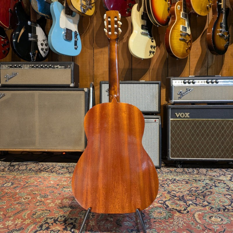 Francesco Olivieri CLASSICAL GUITAR