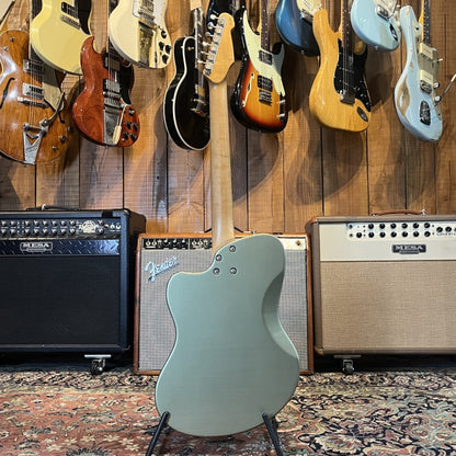 Girault Guitars California - Relic Green