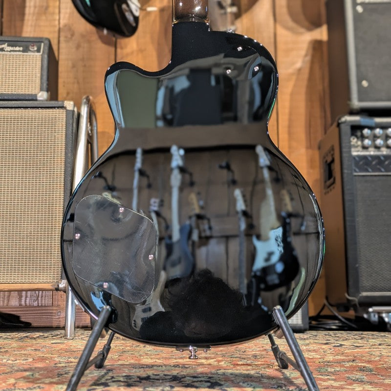 Guild Newark St. Collection Aristocrat Trans Black Burst