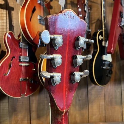 Guild Starfire V Cherry (1967) USA