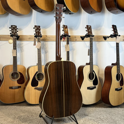 Martin Standard Series HD-28