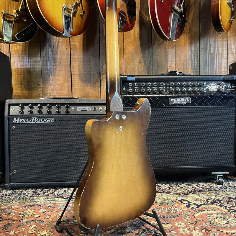 Montclair Kay K100 (60'S)