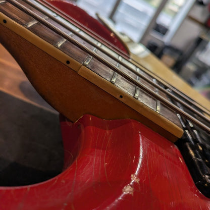 Mosrite Ventures Bass 1965 - Fiesta Red