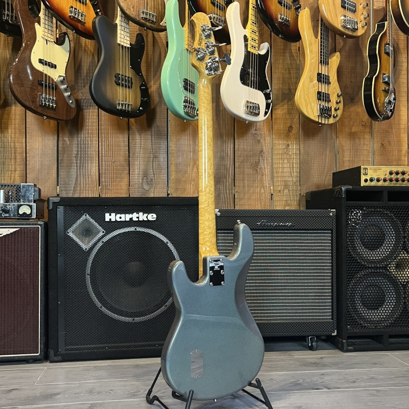 MusicMan Classic Sabre Bass