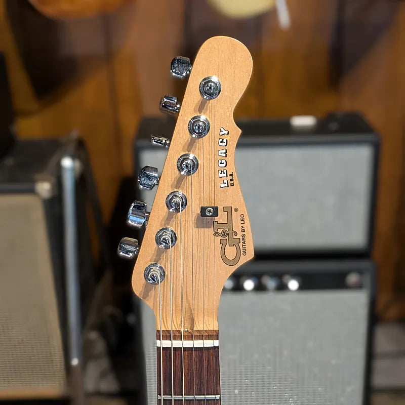 G&L Fullerton Deluxe Legacy HSS - Honey Burst