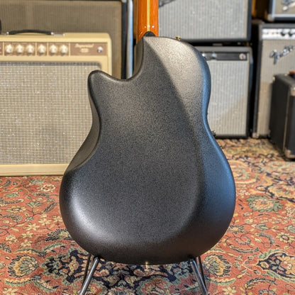 Ovation 2005 ES Collectors'