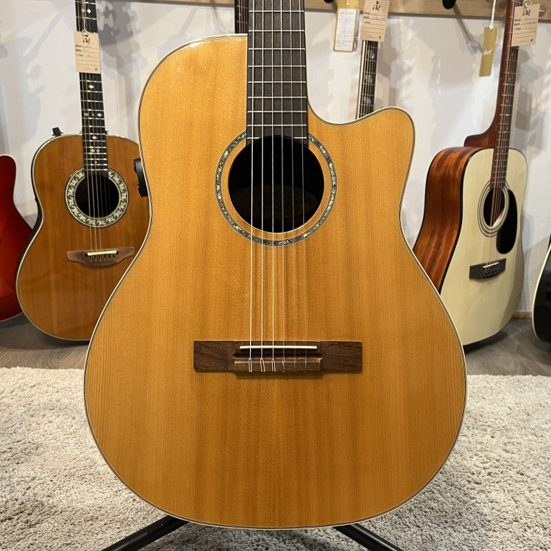 Ovation エレガットギター CelebrityCC243 ハードケース付き Ovation Celebrity CC243 エレガット Ovation エレガットギター