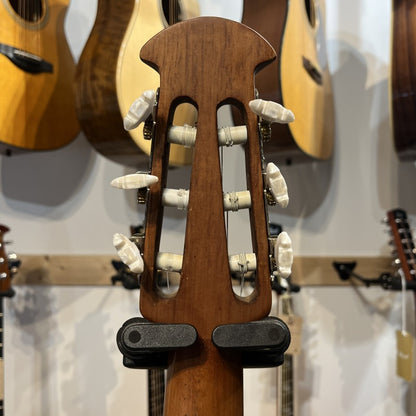 Ovation Celebrity CC 243