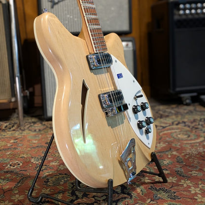 Rickenbacker 360/12 2009 - Mapleglo