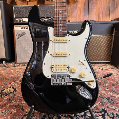 Squier Standard Stratocaster HSS
