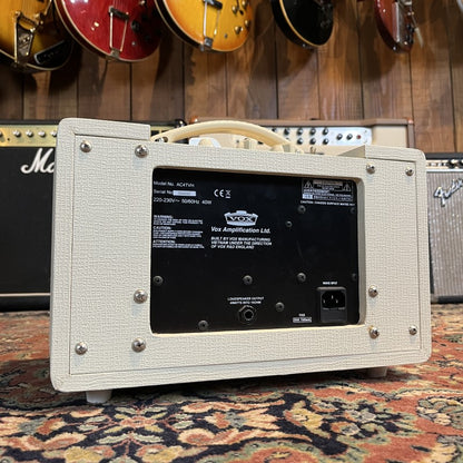 VOX AC4TVH