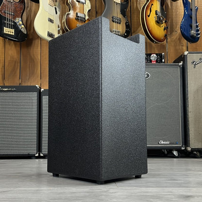 Warwick Gnome CAB 2/8/4 200-Watt 2x8