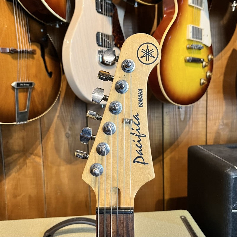 YAMAHA PACIFICA PAC 112 (2018)